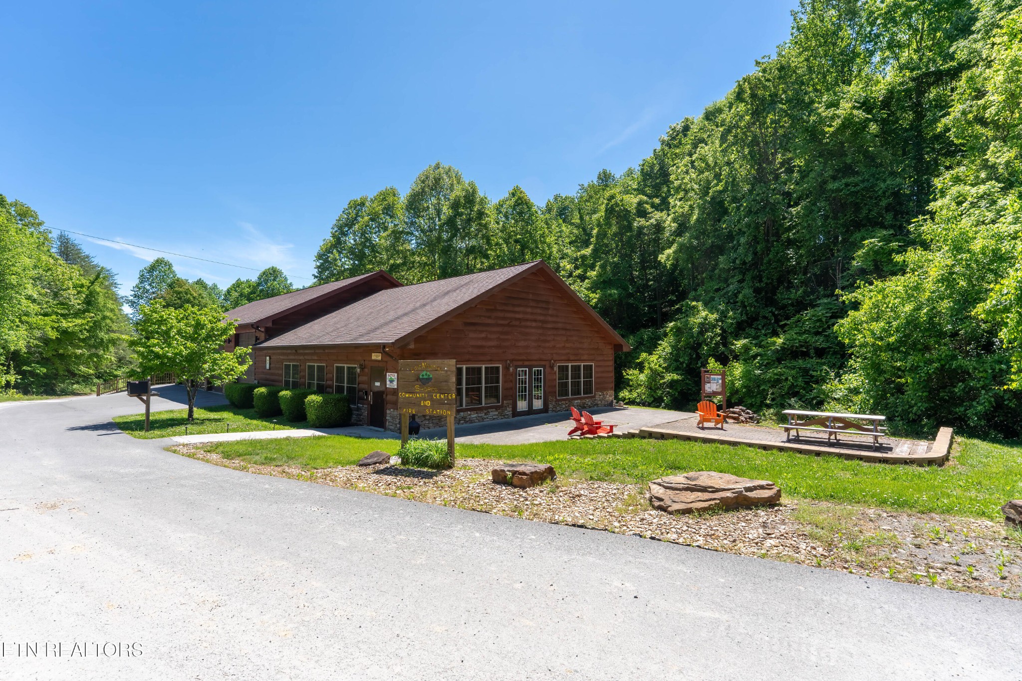 1738 Mountain Shores Road New Tazewell TN 37825