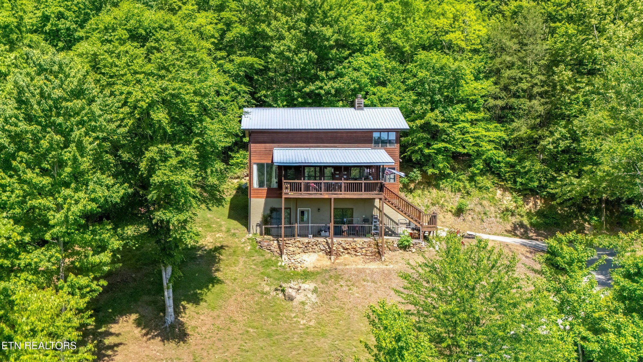 1738 Mountain Shores Road New Tazewell TN 37825