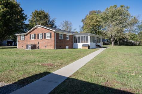 49 Bush Road Bradyville TN 37026