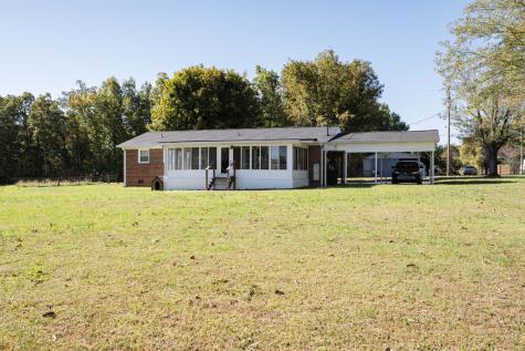 49 Bush Road Bradyville TN 37026