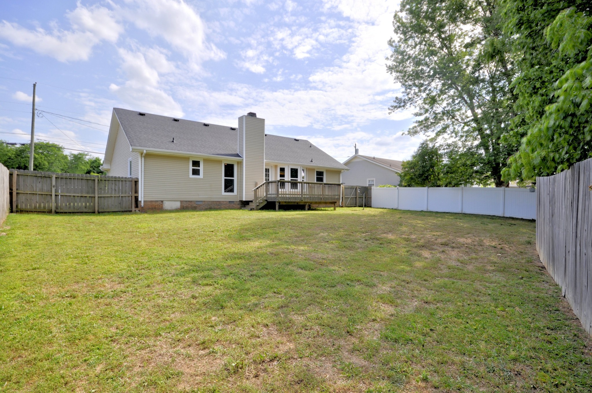 227 Moncrest Drive Clarksville TN 37042
