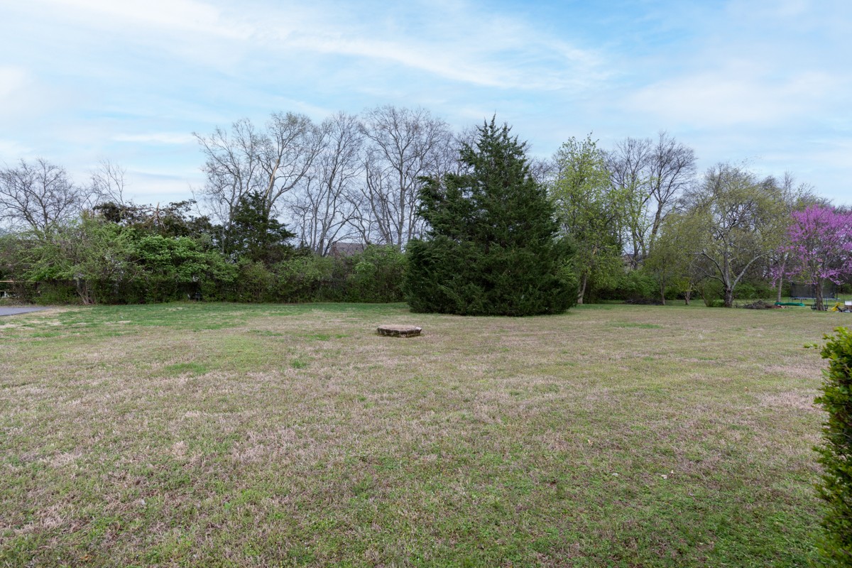 160 Lee Etta Drive Gallatin TN 37066