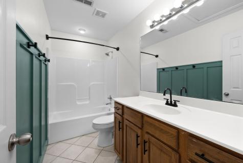 4449 Brookhaven Terrace Clarksville TN 37043