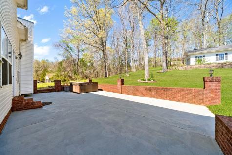 4449 Brookhaven Terrace Clarksville TN 37043