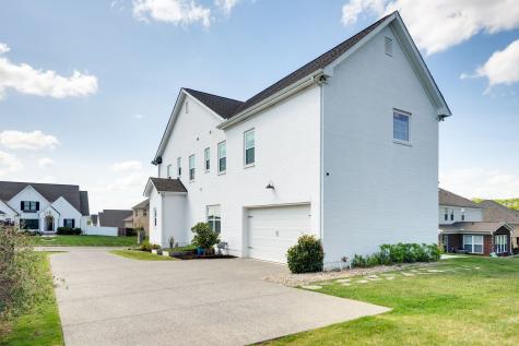 9011 Safe Haven Place Spring Hill TN 37174
