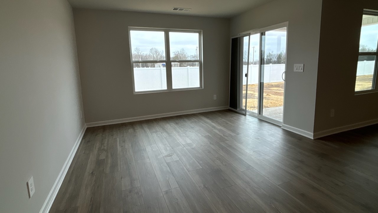 1734 Savannah Pass Lewisburg TN 37091