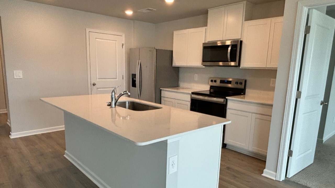 1734 Savannah Pass Lewisburg TN 37091