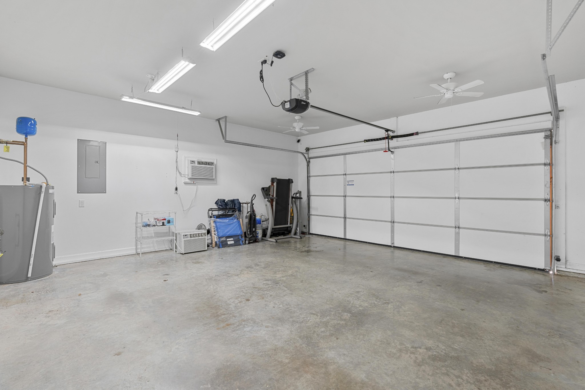 214 Whitman Alley Clarksville TN 37043