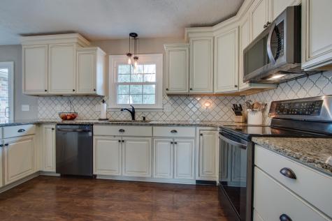 1921 Hampton Drive Lebanon TN 37087