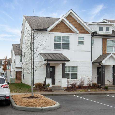 2430 Sayerville Avenue Old Hickory TN 37138