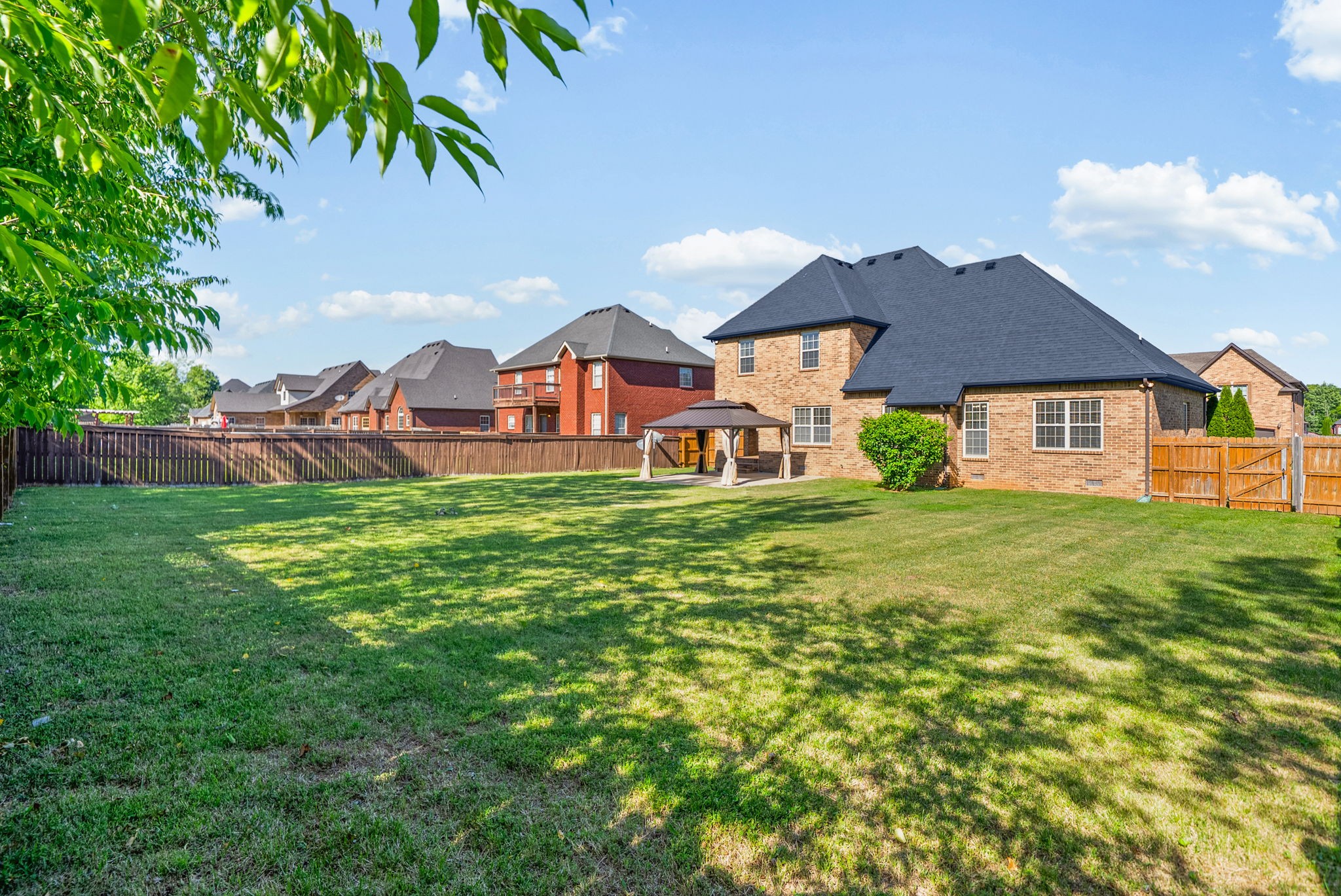 2528 Remington Trace Clarksville TN 37043