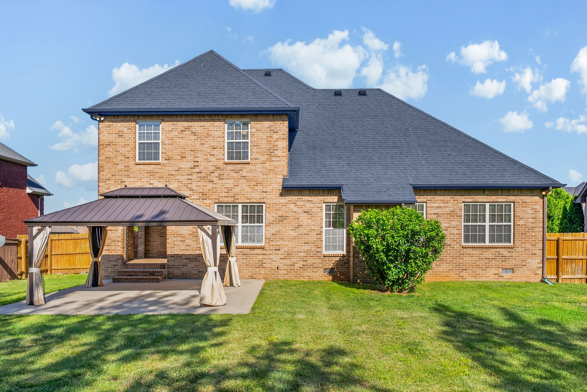 2528 Remington Trace Clarksville TN 37043