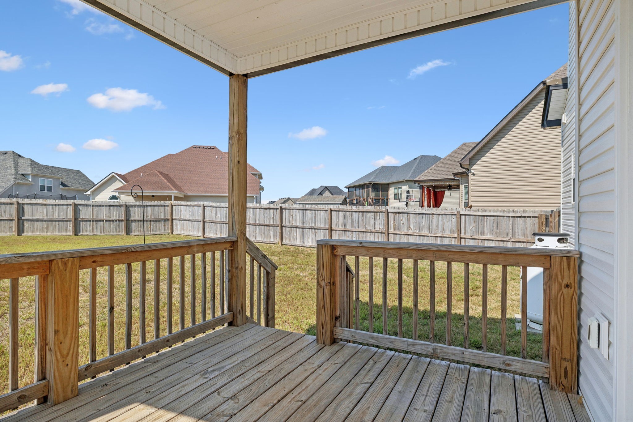 323 Bluebriar Trace Clarksville TN 37043