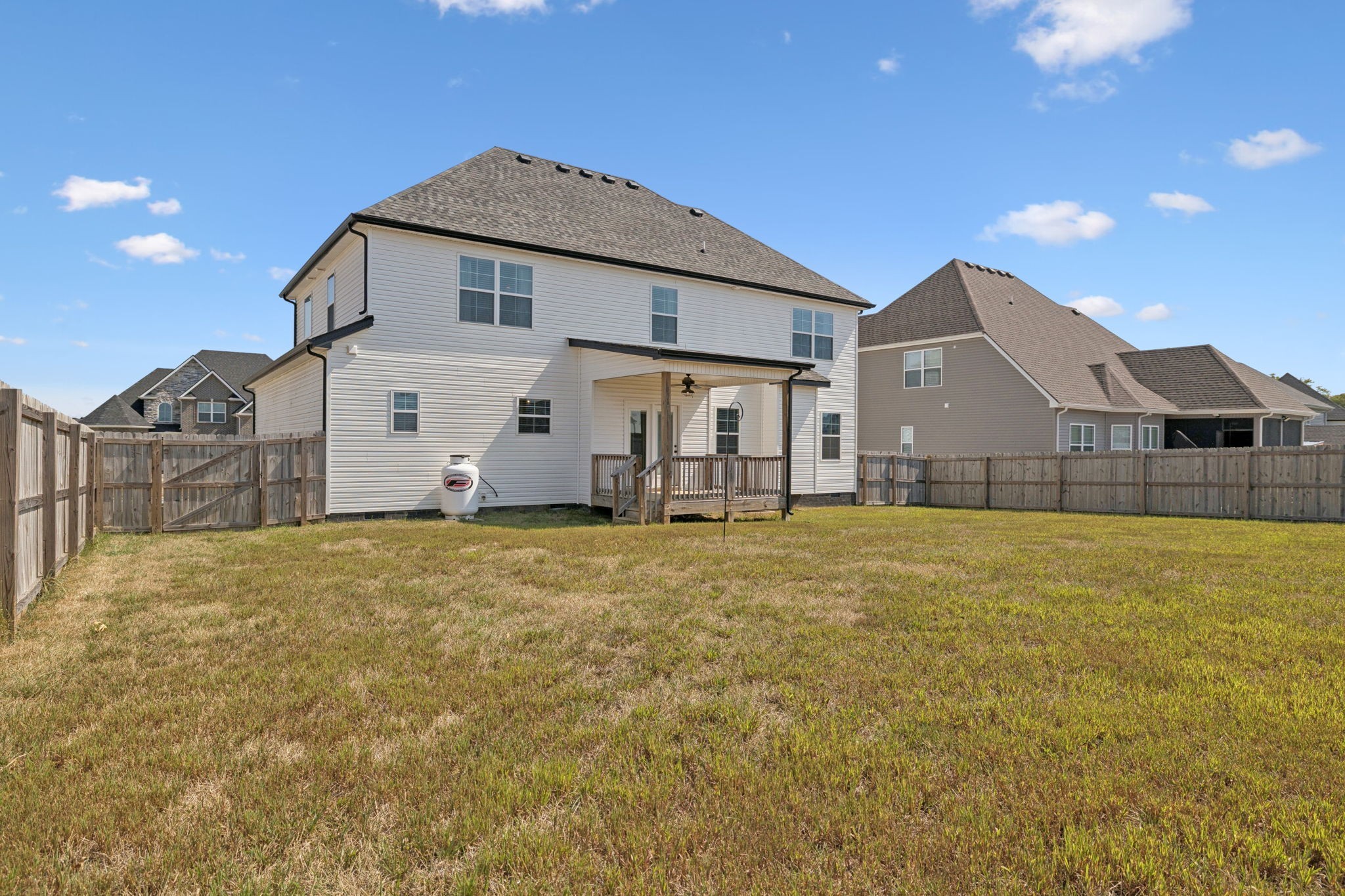 323 Bluebriar Trace Clarksville TN 37043