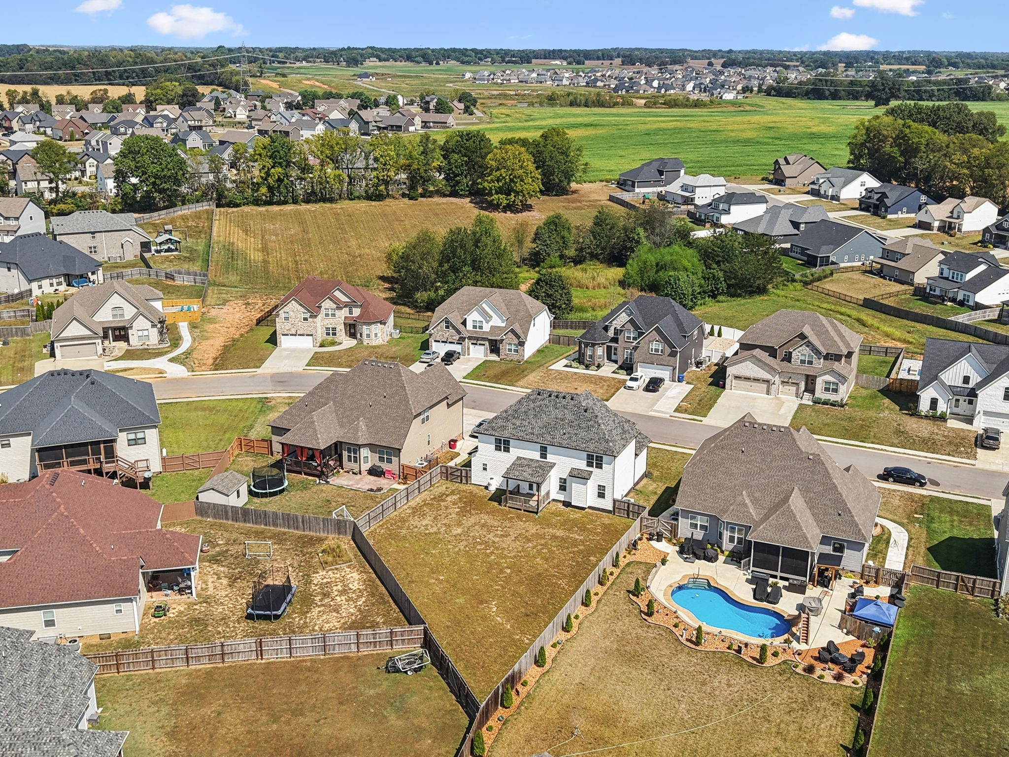 323 Bluebriar Trace Clarksville TN 37043