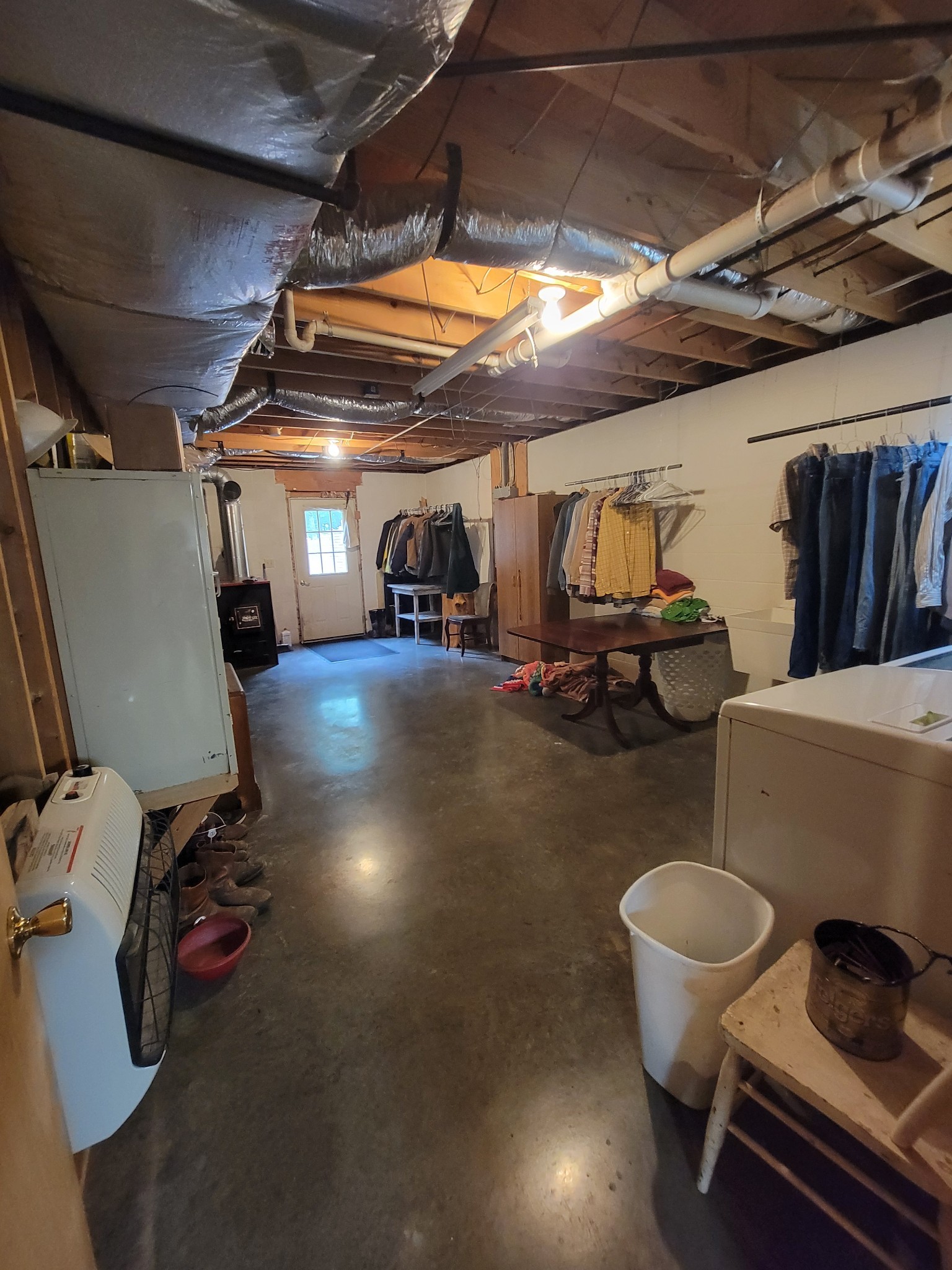 1089 Jim Clark Road Erin TN 37061