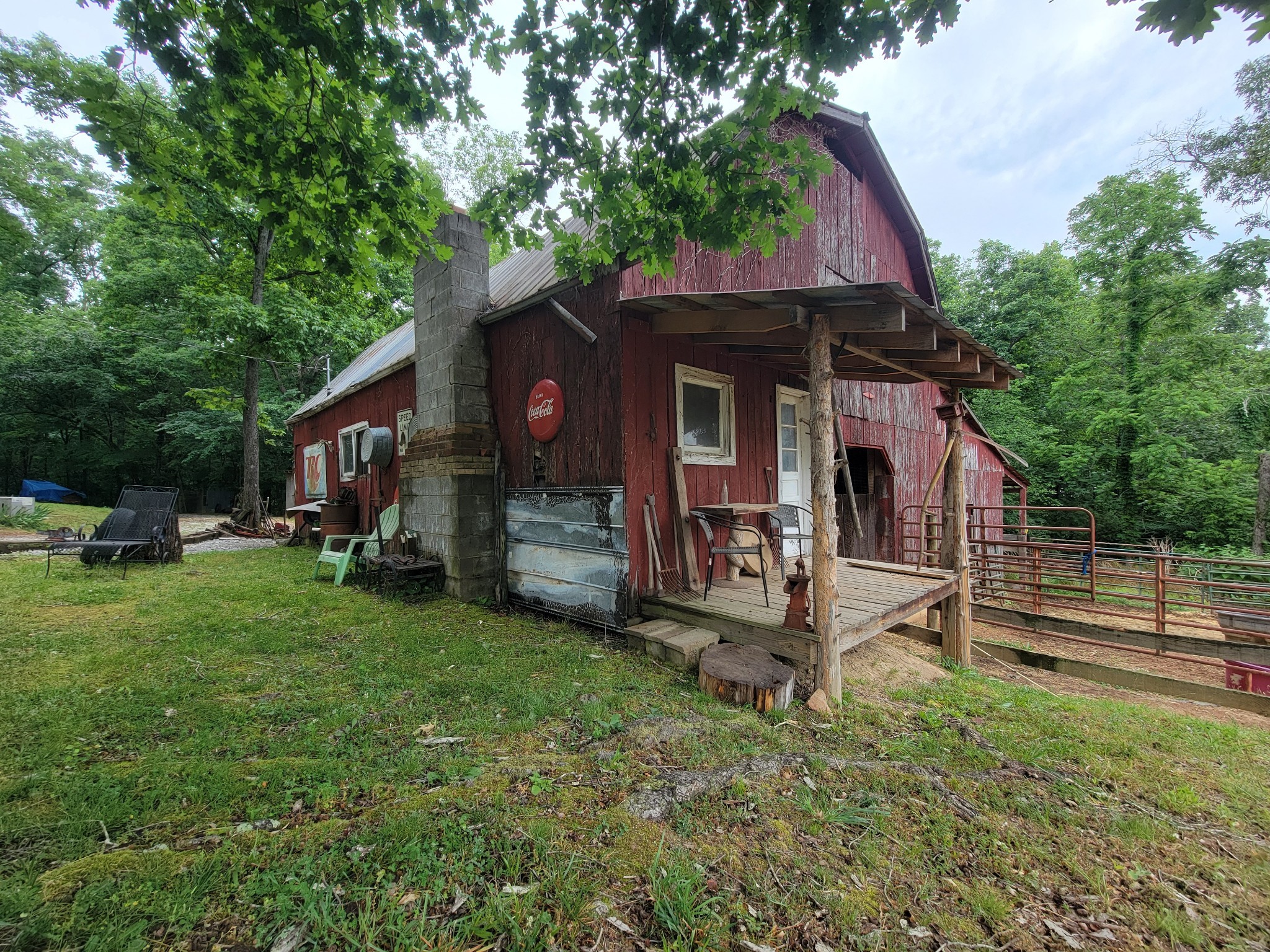 1089 Jim Clark Road Erin TN 37061