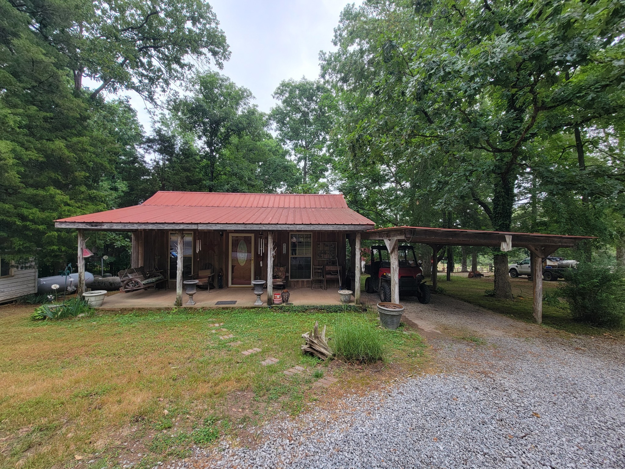1089 Jim Clark Road Erin TN 37061