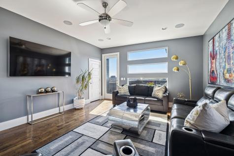 3304D Felicia Nashville TN 37209