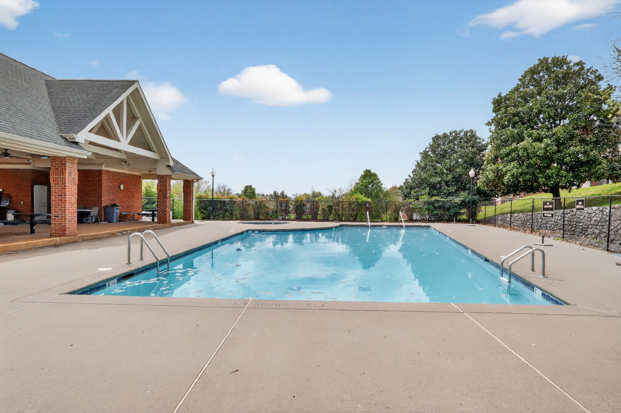 95 Villa Way Hendersonville TN 37075