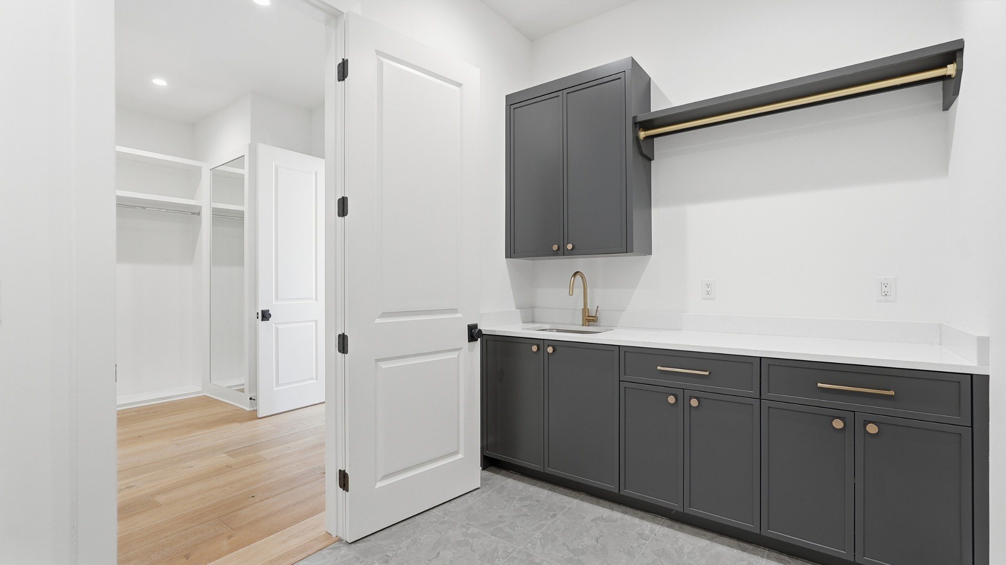 6412B Premier Drive Nashville TN 37209