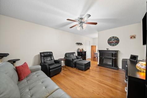 300 Maple Park Drive Clarksville TN 37040