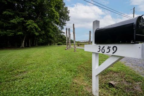 3659 Pea Ridge Road Liberty TN 37095