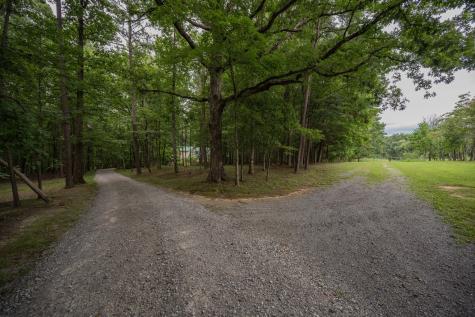 3659 Pea Ridge Road Liberty TN 37095