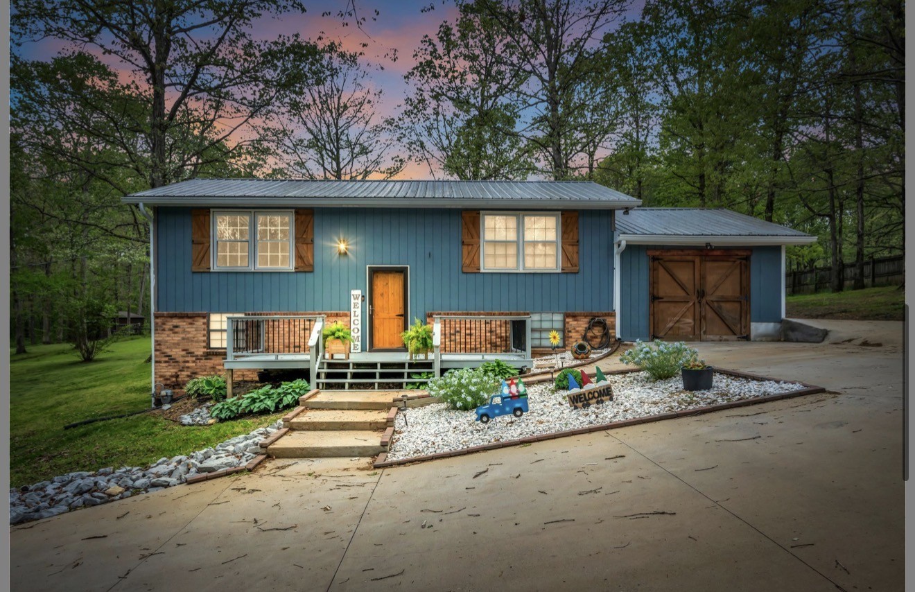 1051 Twin Pine Road Dickson TN 37055