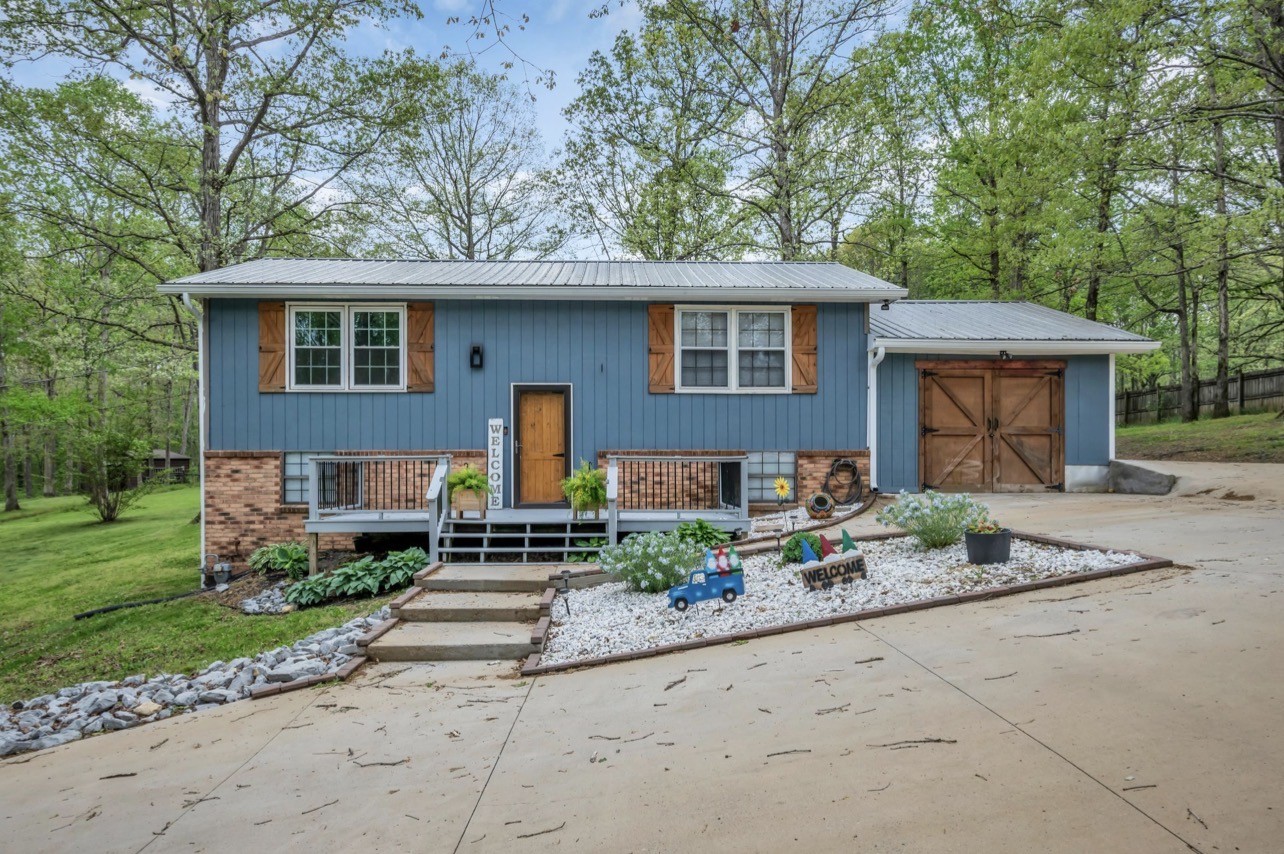 1051 Twin Pine Road Dickson TN 37055