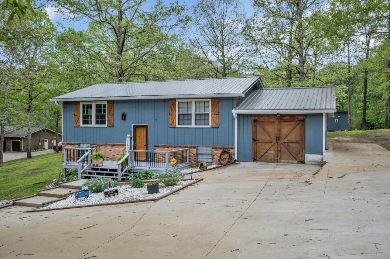 1051 Twin Pine Road Dickson TN 37055