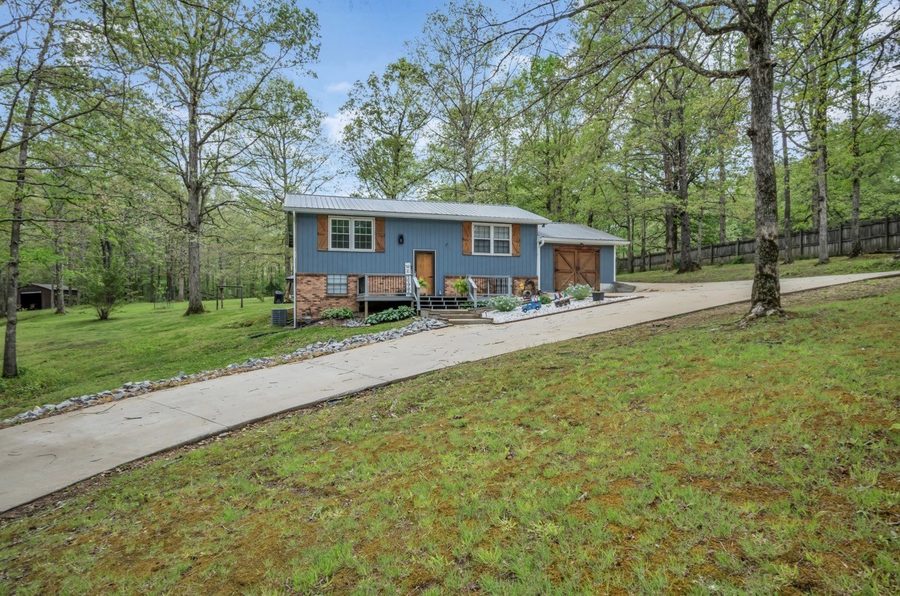 1051 Twin Pine Road Dickson TN 37055