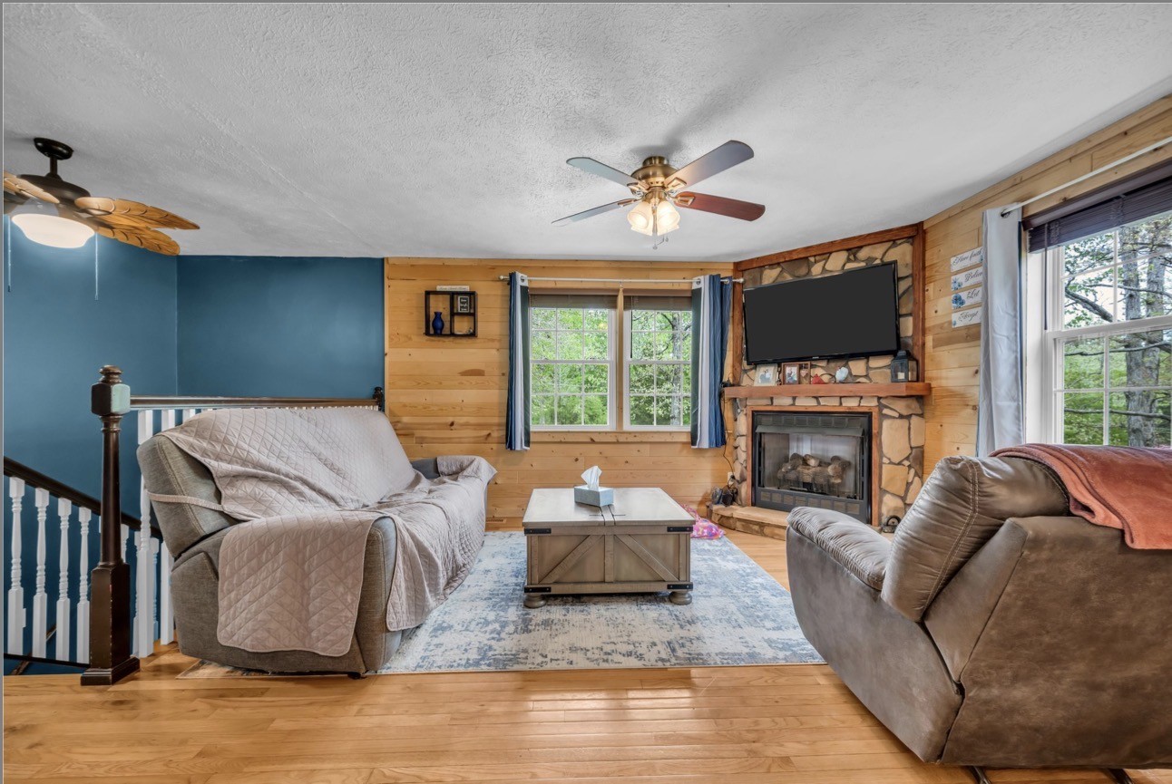 1051 Twin Pine Road Dickson TN 37055