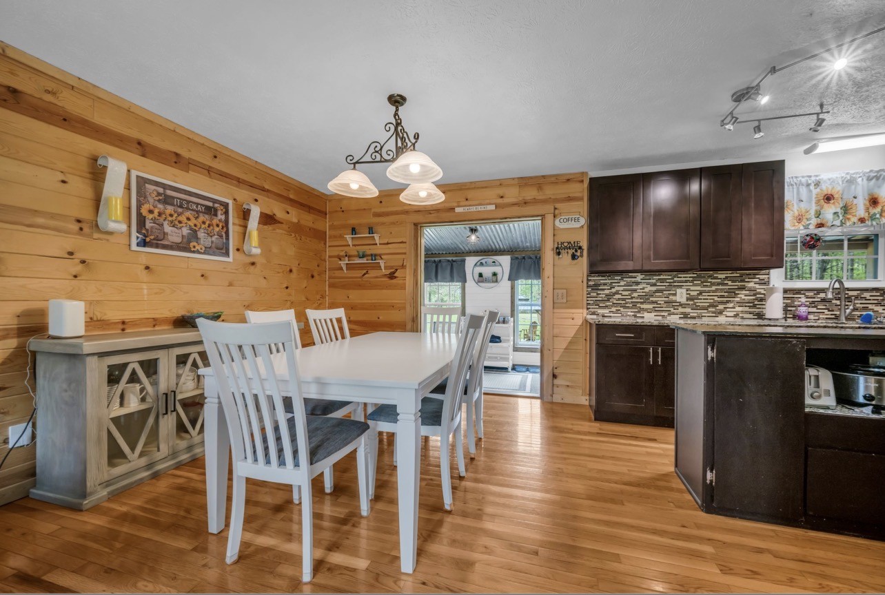 1051 Twin Pine Road Dickson TN 37055