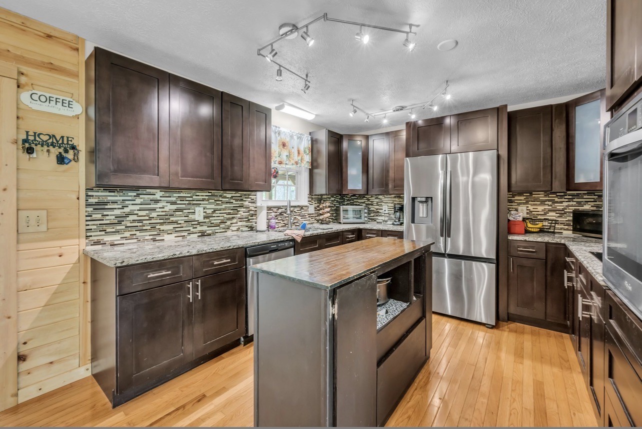 1051 Twin Pine Road Dickson TN 37055