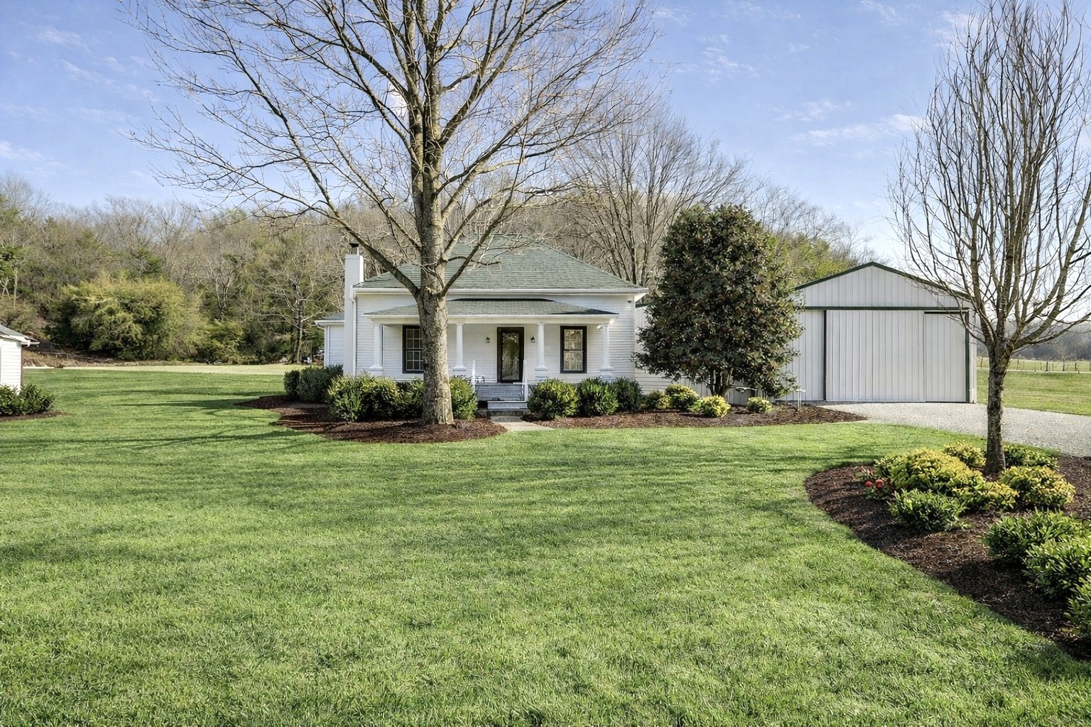 8497 Lawrenceburg Highway Mount Pleasant TN 38474