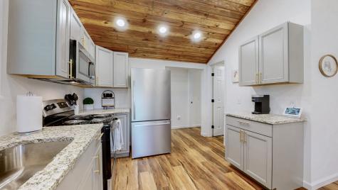 1341 Summertown Highway Hohenwald TN 38462