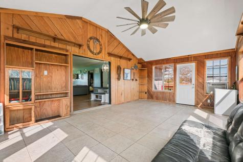 324 Laster Holman Road Decherd TN 37324