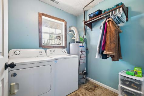 324 Laster Holman Road Decherd TN 37324