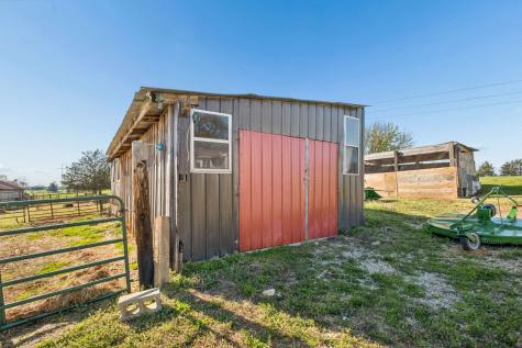 324 Laster Holman Road Decherd TN 37324