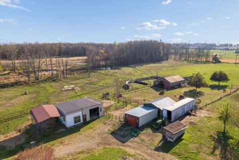324 Laster Holman Road Decherd TN 37324