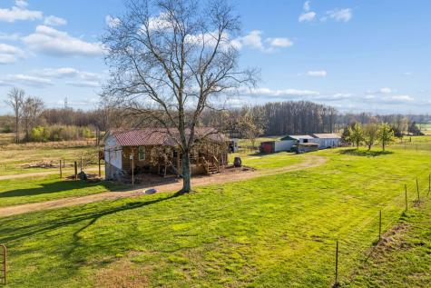 324 Laster Holman Road Decherd TN 37324