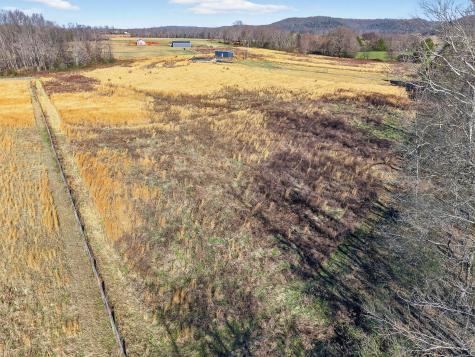 4956 Franks Ferry Road Sparta TN 38583