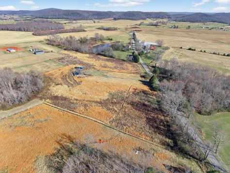 4956 Franks Ferry Road Sparta TN 38583