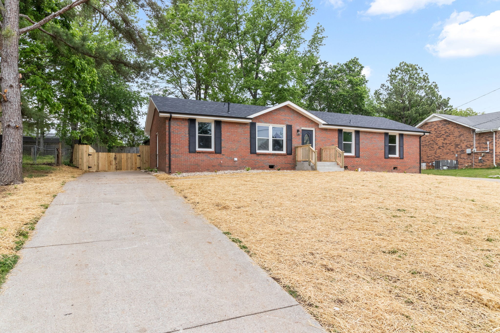 351 Greenleaf Lane Clarksville TN 37040