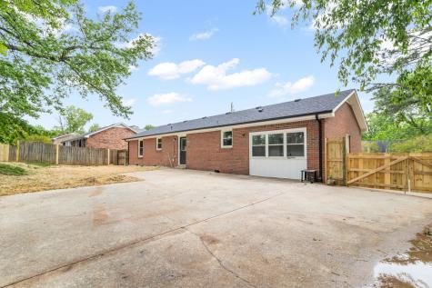 351 Greenleaf Lane Clarksville TN 37040