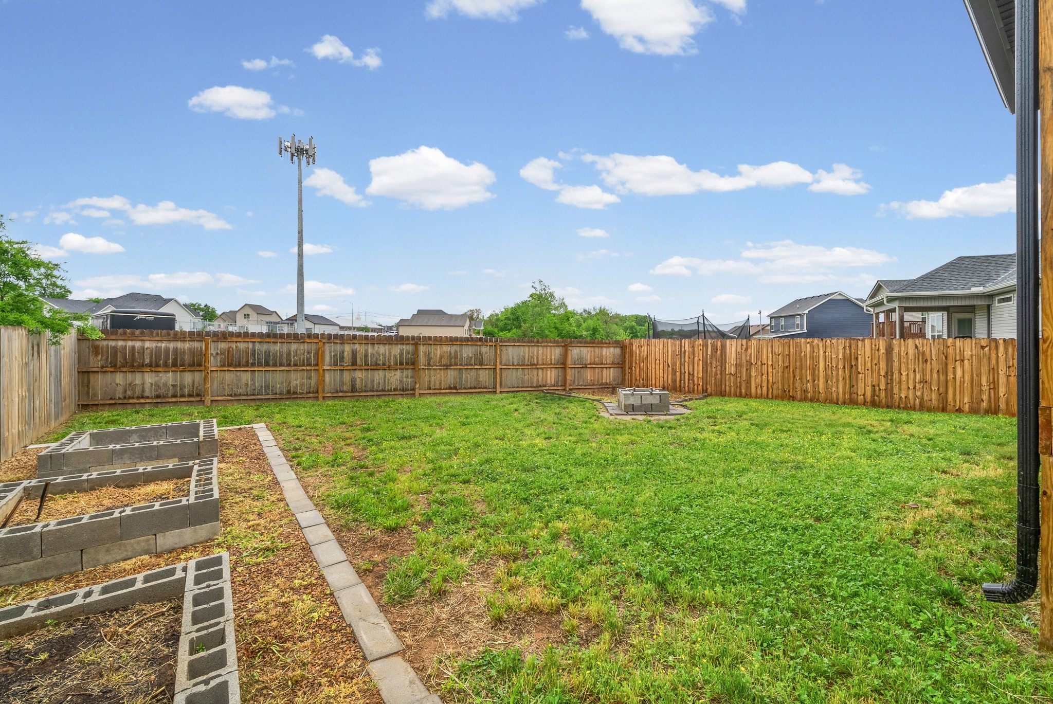 1057 Charles Thomas Drive Clarksville TN 37042