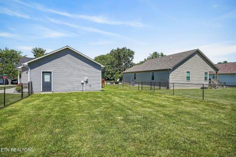21 Panther Valley Road Crossville TN 38555