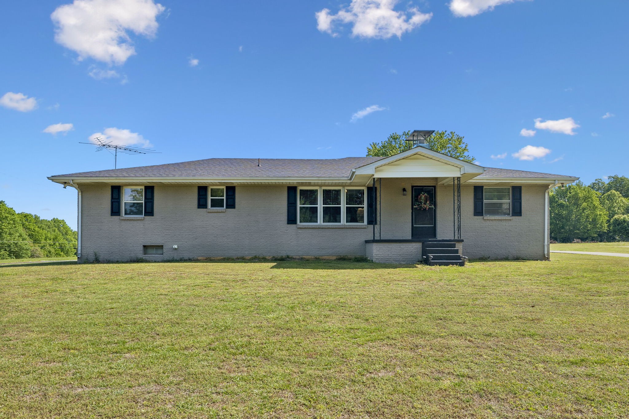 8997 Holmes Creek Road Smithville TN 37166