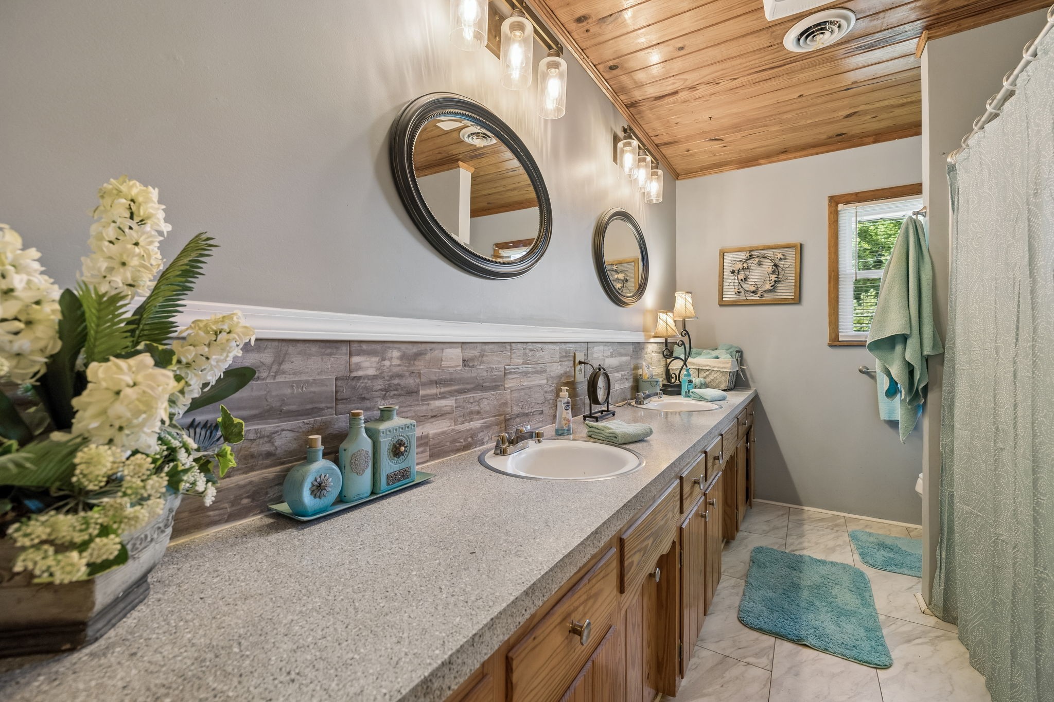 8997 Holmes Creek Road Smithville TN 37166